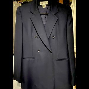 Women’s Navy Blazer